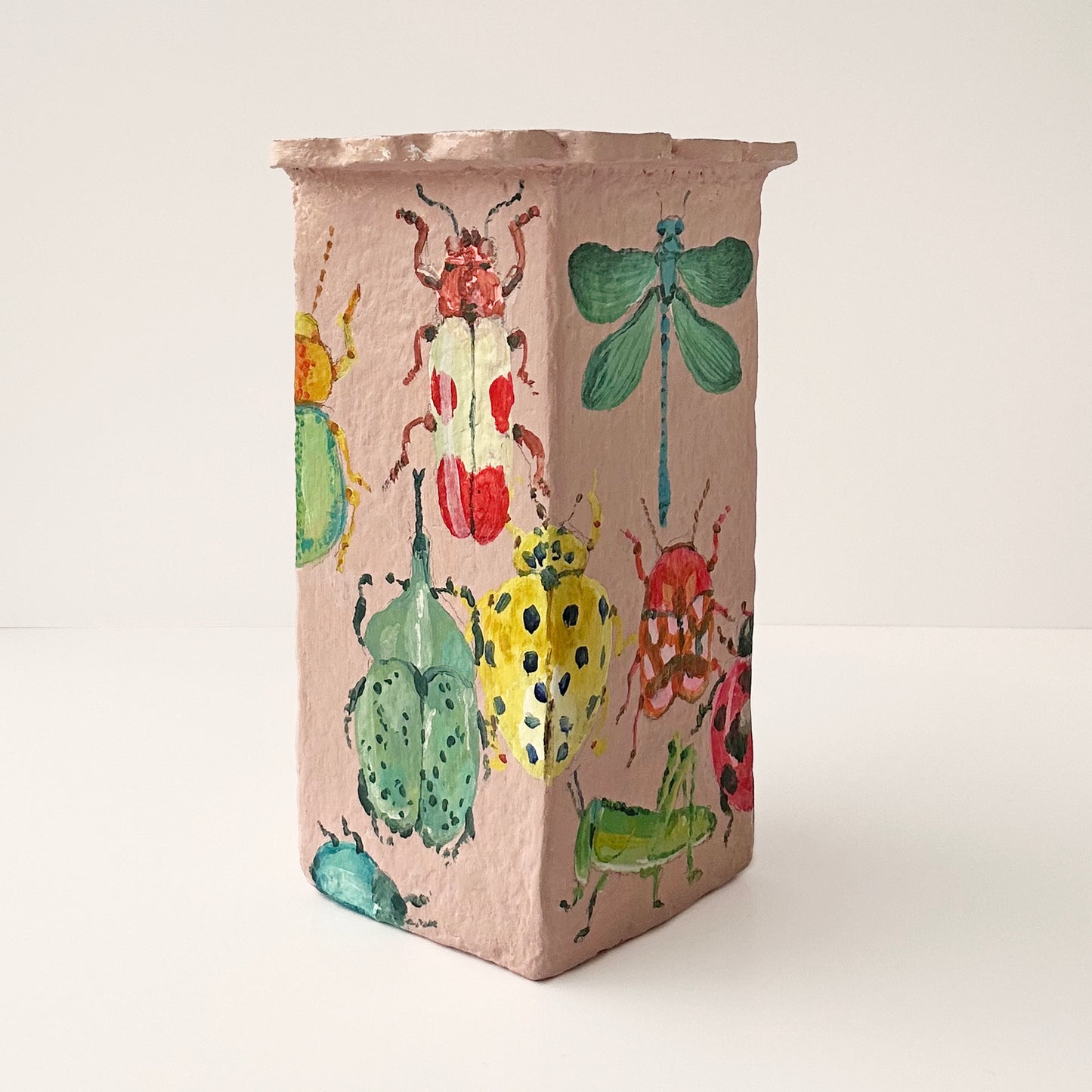Bugs Paper Vase